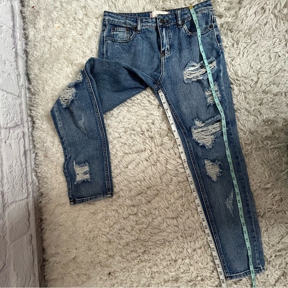 Signature 8 Distressed Low Rise Blue Jeans - Picture 12 of 14